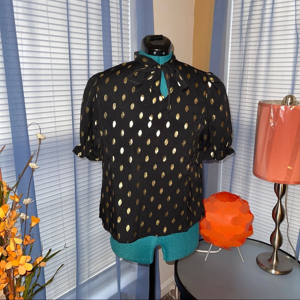 Women’s Short Sleeve Gold Leaf Dress Top​